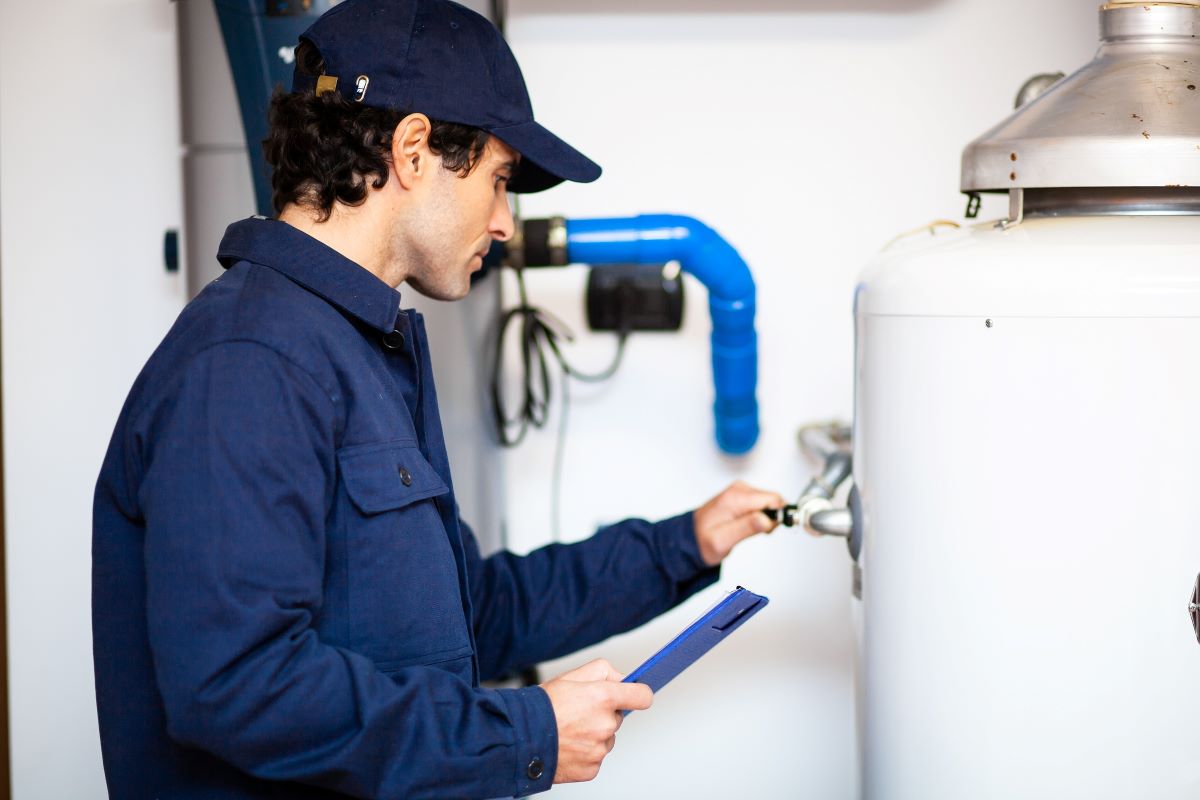 Why Do Water Heaters Only Last 10-15 Years?